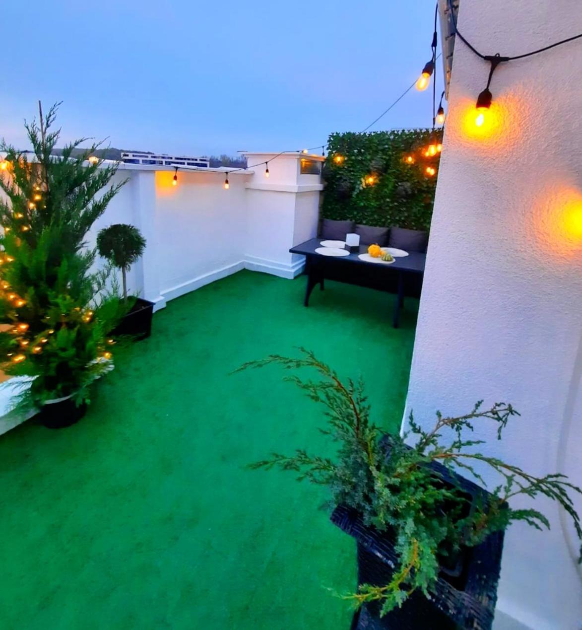 Penthouse Aeroport Iasi公寓 外观 照片